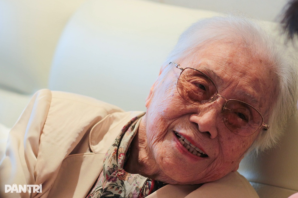 Đời thường của nguyên Phó Chủ tịch nước Nguyễn Thị Bình ở tuổi 99 - 8