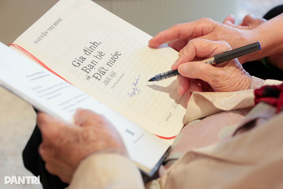 Đời thường của nguyên Phó Chủ tịch nước Nguyễn Thị Bình ở tuổi 99 - 10