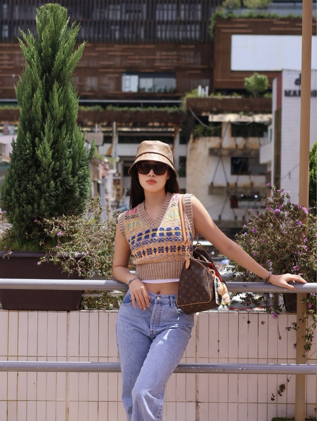 Bản phối vượt thời gian của những chiếc kính đen kinh điển - Ảnh 6.