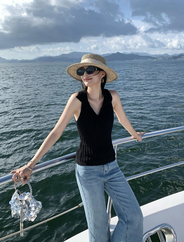 Bản phối vượt thời gian của những chiếc kính đen kinh điển - Ảnh 8.