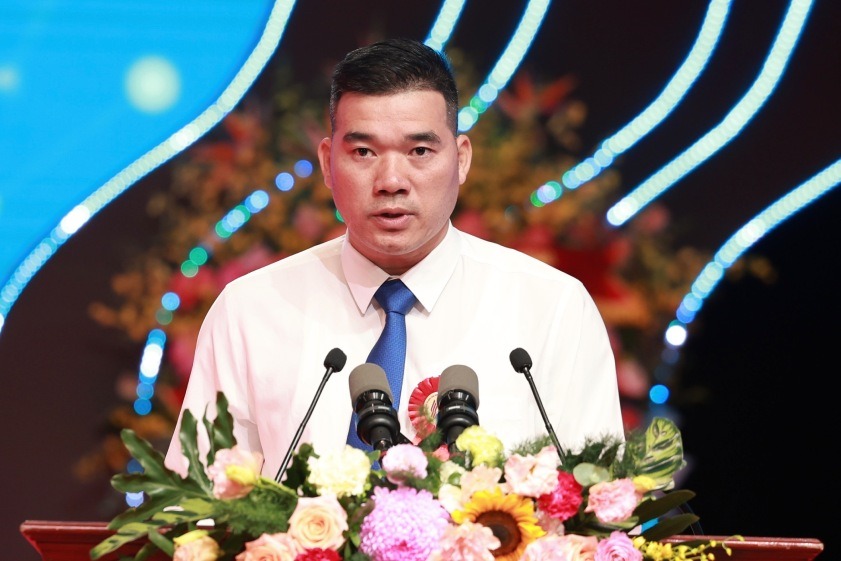 Tuyên đương 80 điển hình tại Đại hội thi đua yêu nước CNVC-LĐ toàn quốc lần thứ XI 4 Đại hội thi đua yêu nước công nhân viên chức - lao động toàn quốc lần thứ XI - Ảnh 4.