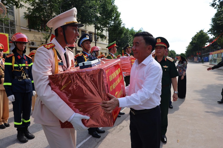 diễu binh  - Ảnh 4.