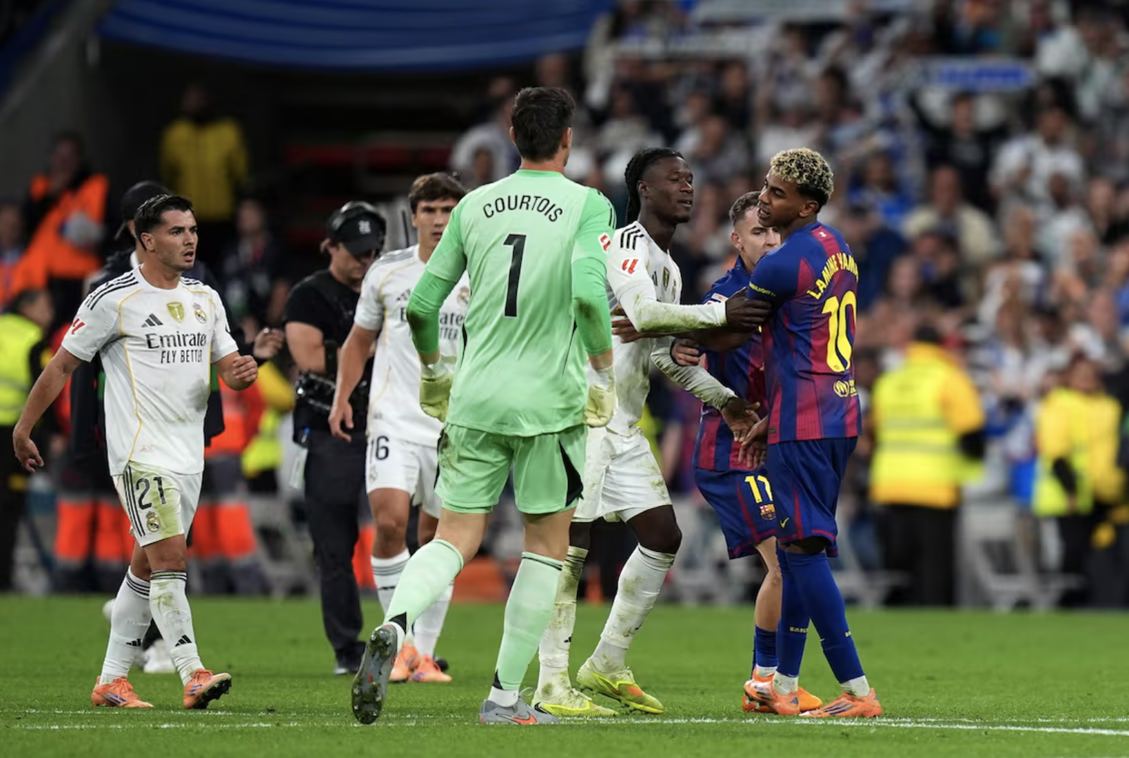 Hỗn loạn sau trận 