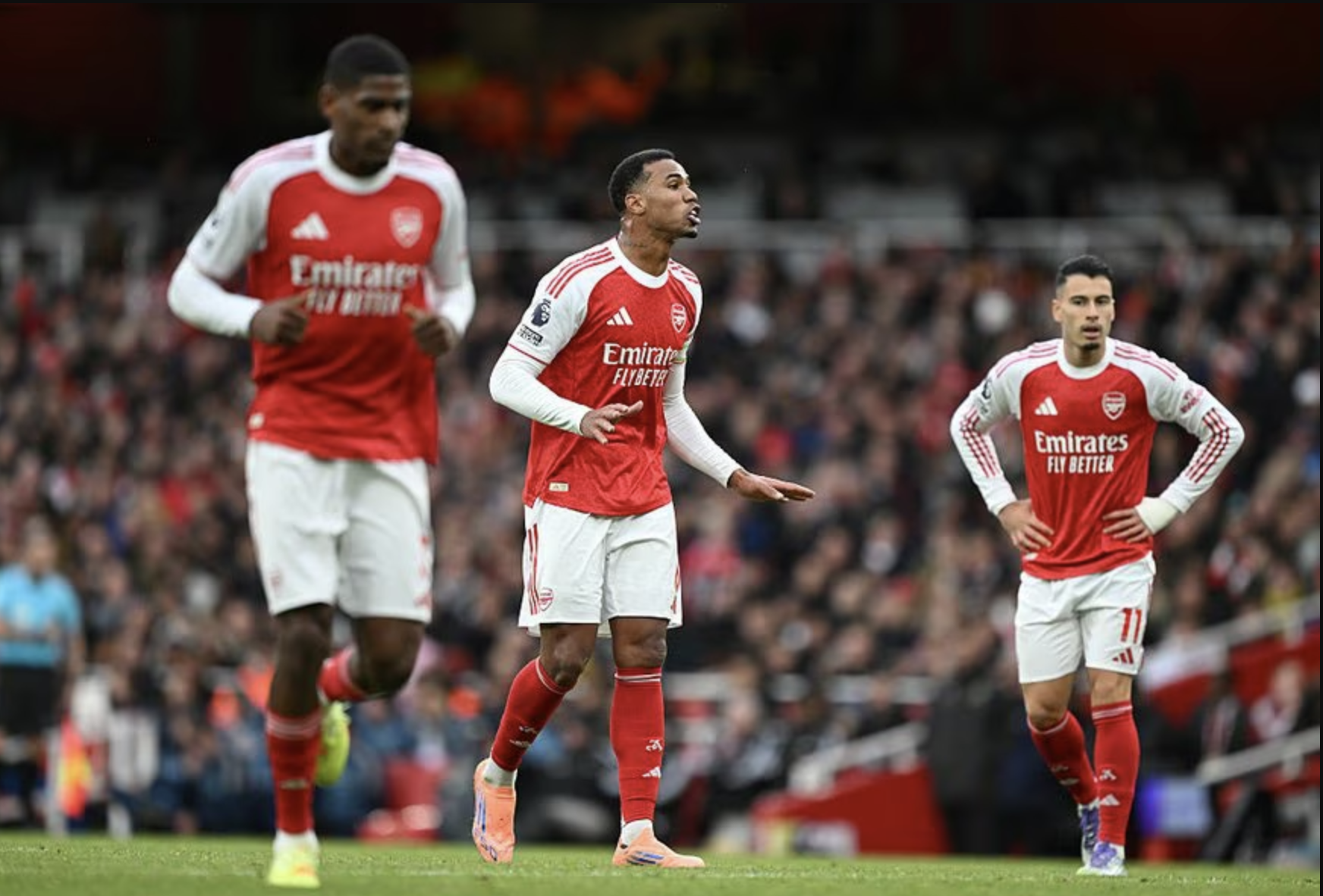 Eze gieo sầu "cố nhân" Palace, Arsenal độc chiếm đỉnh bảng 3 Eze gieo sầu