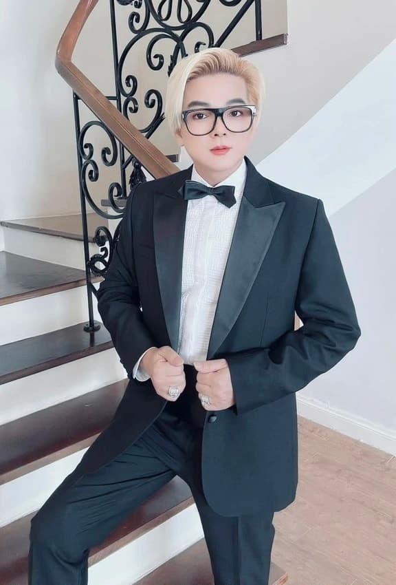 Vũ Hà, Vũ Hà đánh bạc, Vũ Hà giàu cỡ nào