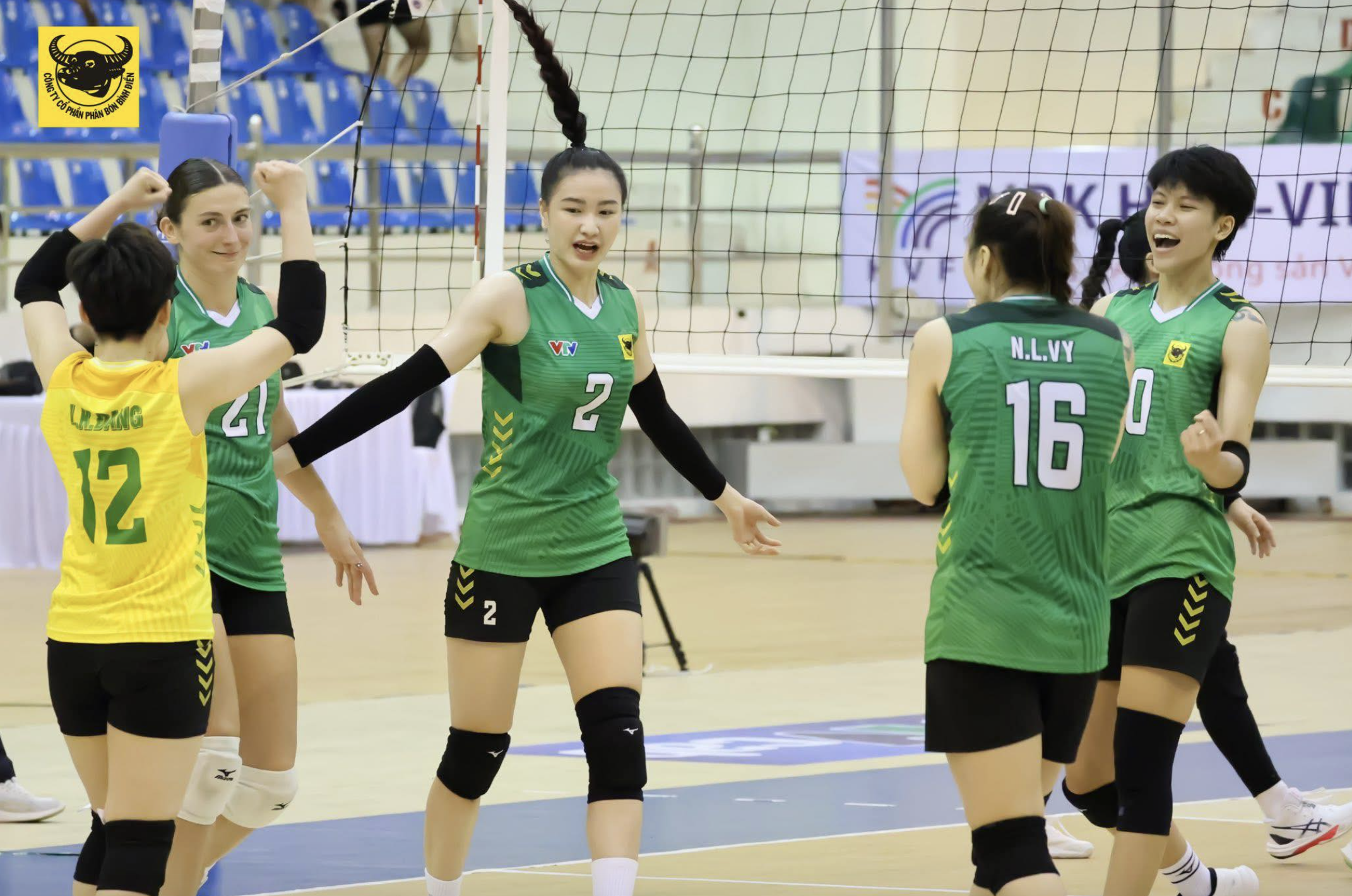 Thắng chủ nhà LPBank Ninh Bình, VTV Bình Điền Long An vô địch bóng chuyền nữ quốc gia  - Ảnh 5.