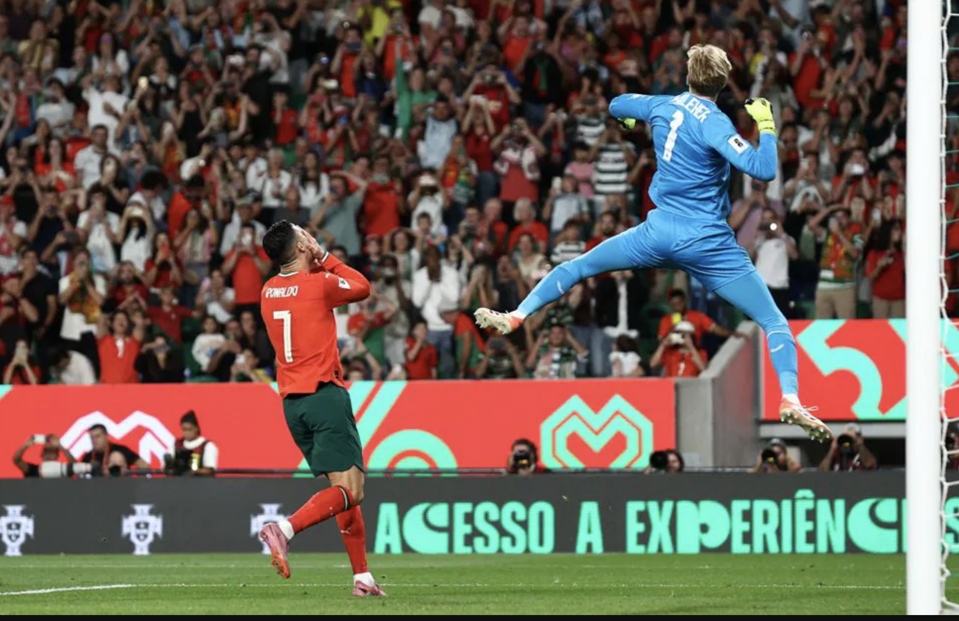 Ronaldo sút hỏng phạt đền, Ruben Neves 