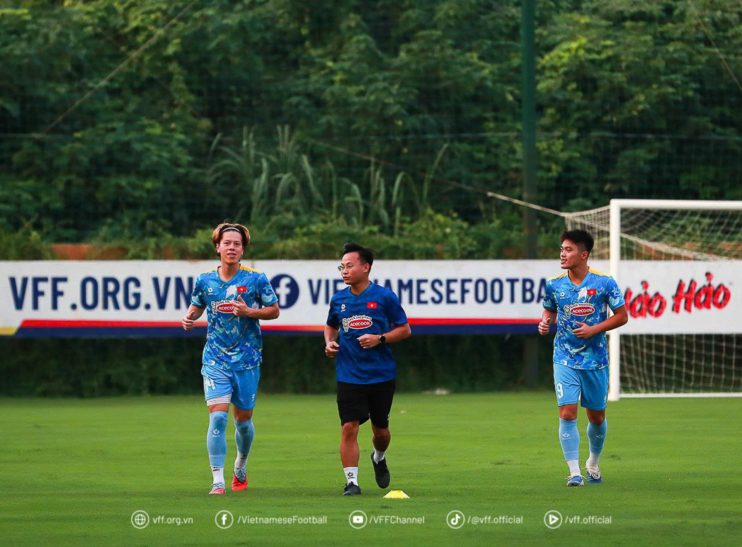 Vadim Nguyễn tạo ấn tượng trong lần đầu lên tuyển U23 Việt Nam - Ảnh 3.