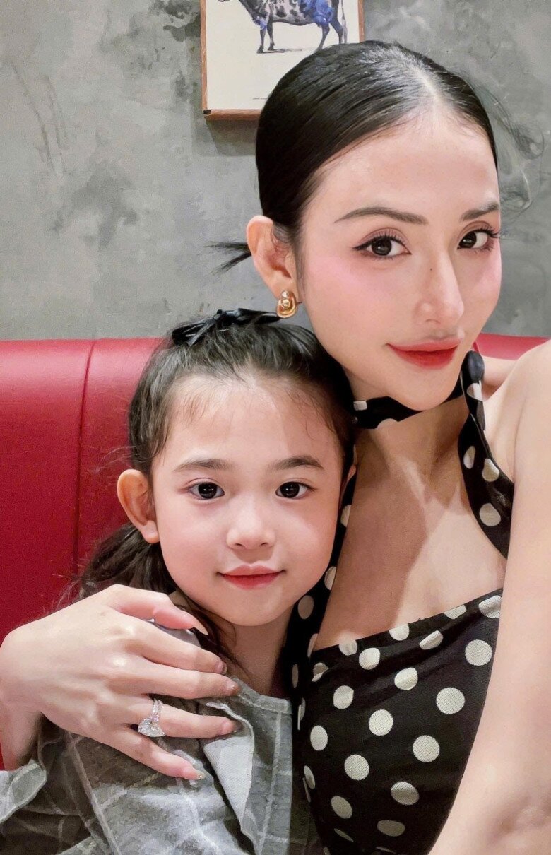 Sao Việt 24h: Cường Đô La họp phụ huynh cho Subeo kiểu amp;#34;độc lạamp;#34;, quý tử theo học ngôi trường có học phí cả tỷ đồng/năm - 13