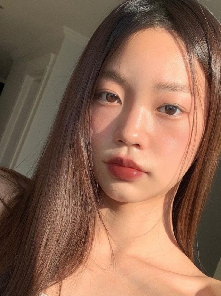 Xu hướng son môi Thu 2025 mà các nàng nên thử để nổi bật trong ngày se lạnh - 5