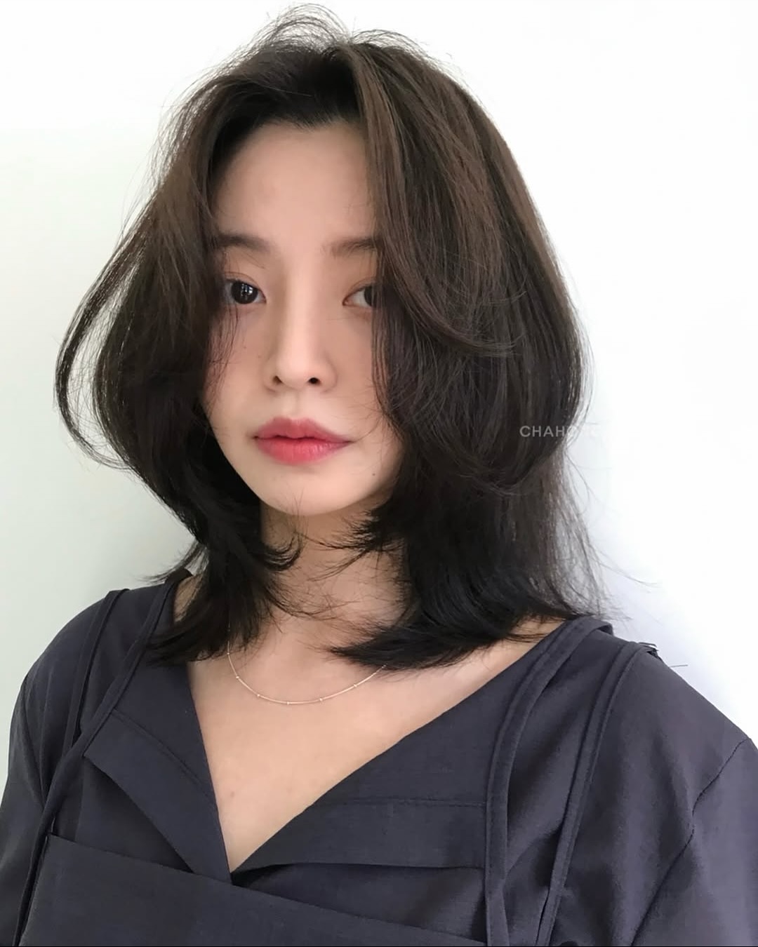 Chưa bao giờ tóc ngắn layer đẹp như năm nay, gợi ý 4 kiểu giúp thăng hạng nhan sắc 5 1761761172 646 Chua bao gio toc ngan layer dep nhu nam nay