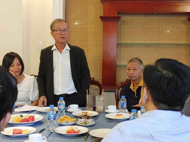 Chuyên gia hiến kế phát triển du lịch bền vững cho xã.