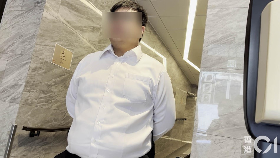 Hé lộ cánh tay phải của tỉ phú đứng sau “tập đoàn lừa đảo” tại Campuchia - Ảnh 3.