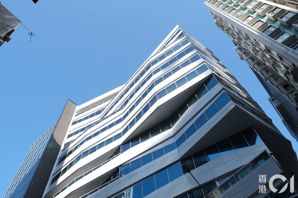 Hé lộ cánh tay phải của tỉ phú đứng sau “tập đoàn lừa đảo” tại Campuchia - Ảnh 2.