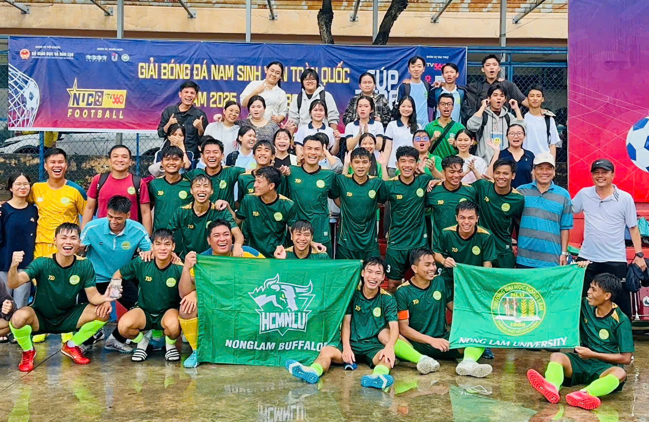 Kịch tính bóng đá sinh viên: 2 thẻ đỏ cùng 2 quả phạt đền, gay cấn đến giờ chót- Ảnh 7.