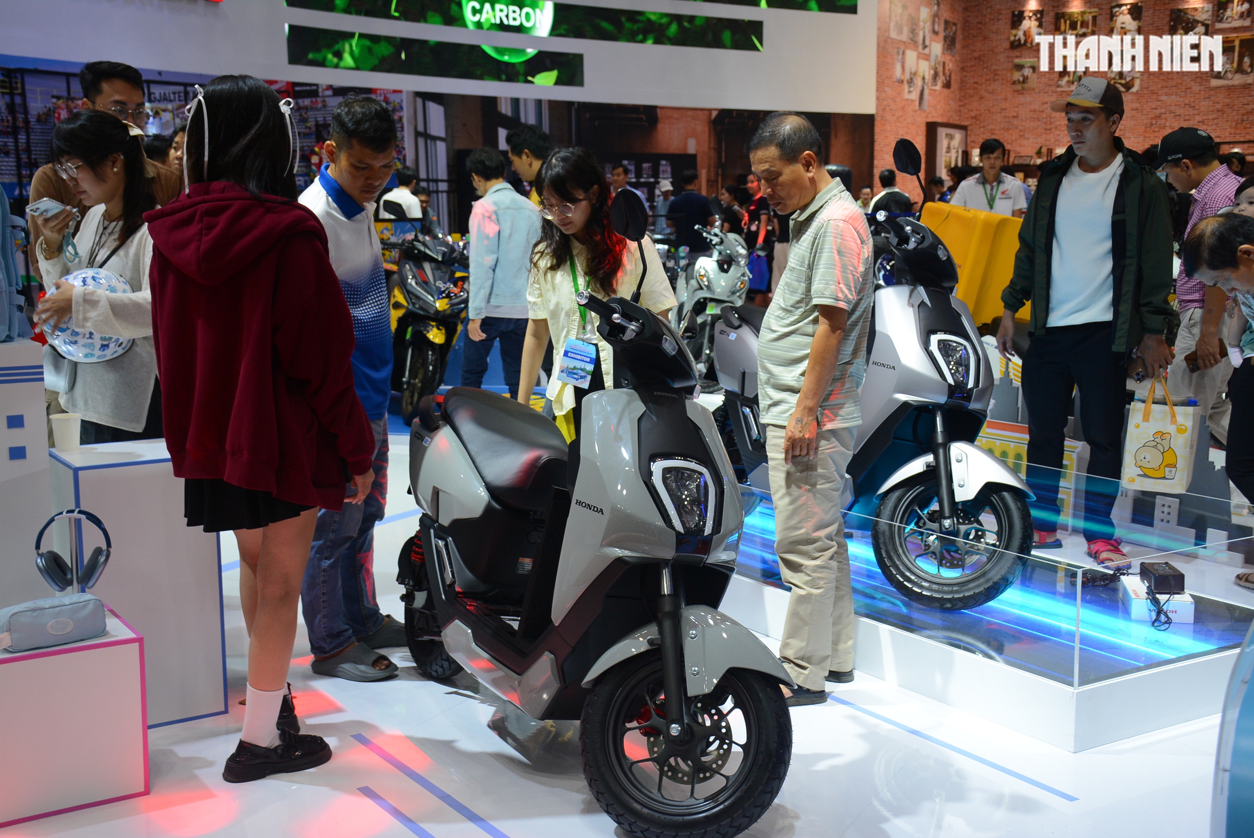 Honda tìm đến thị trường ngách, nỗ lực giữ thị phần xe máy xăng tại Việt Nam 2 Honda tìm đến thị trường ngách, nỗ lực giữ thị phần xe máy xăng tại Việt Nam - Ảnh 2.