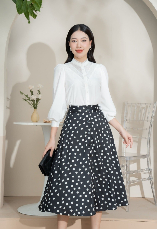 'Chìa khóa' mở ra nét duyên dáng, thanh lịch với áo cổ tàu- Ảnh 8.