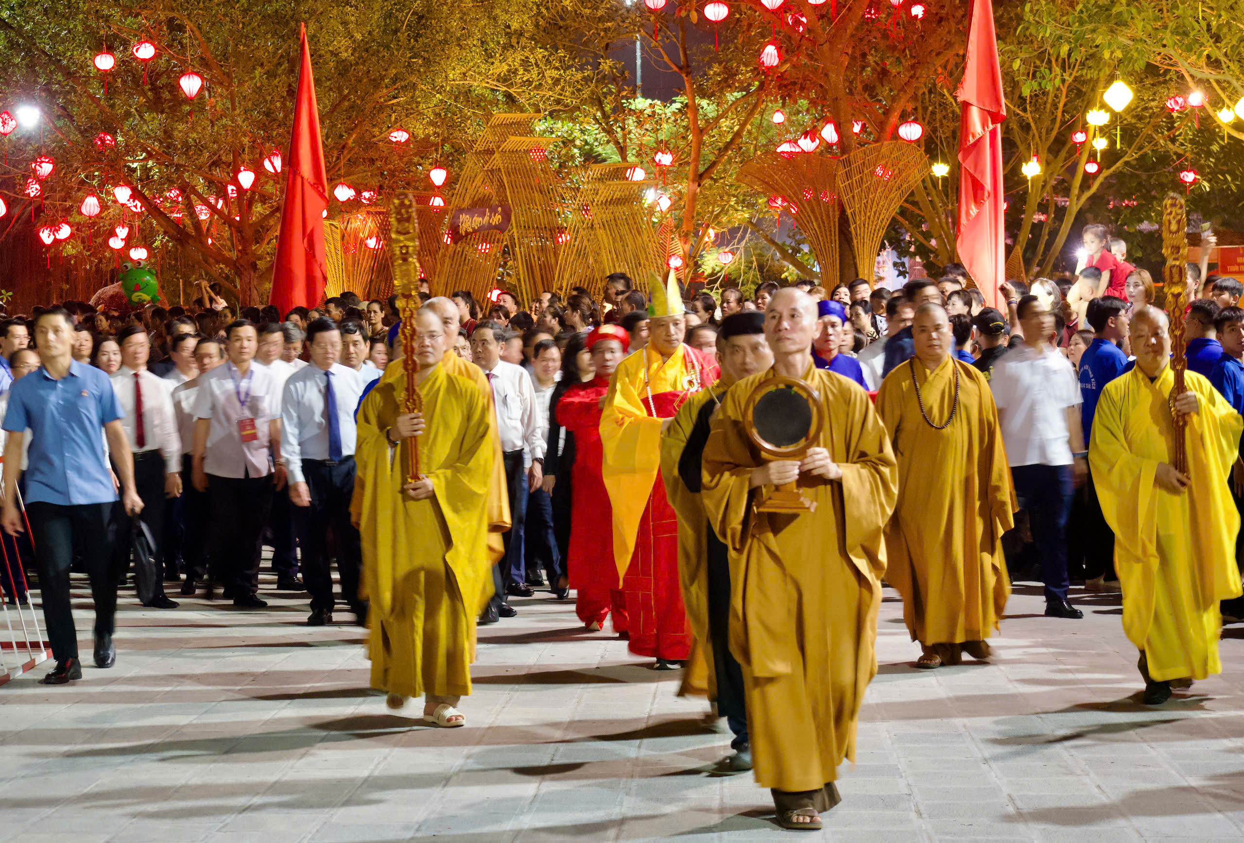 Lễ hội Côn Sơn - Kiếp Bạc 2025 lan tỏa giá trị văn hóa thế giới - Ảnh 3.