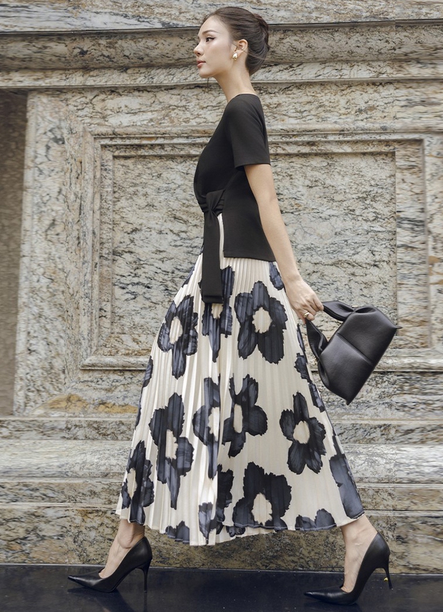 Chân váy xếp ly () - Ảnh 2.