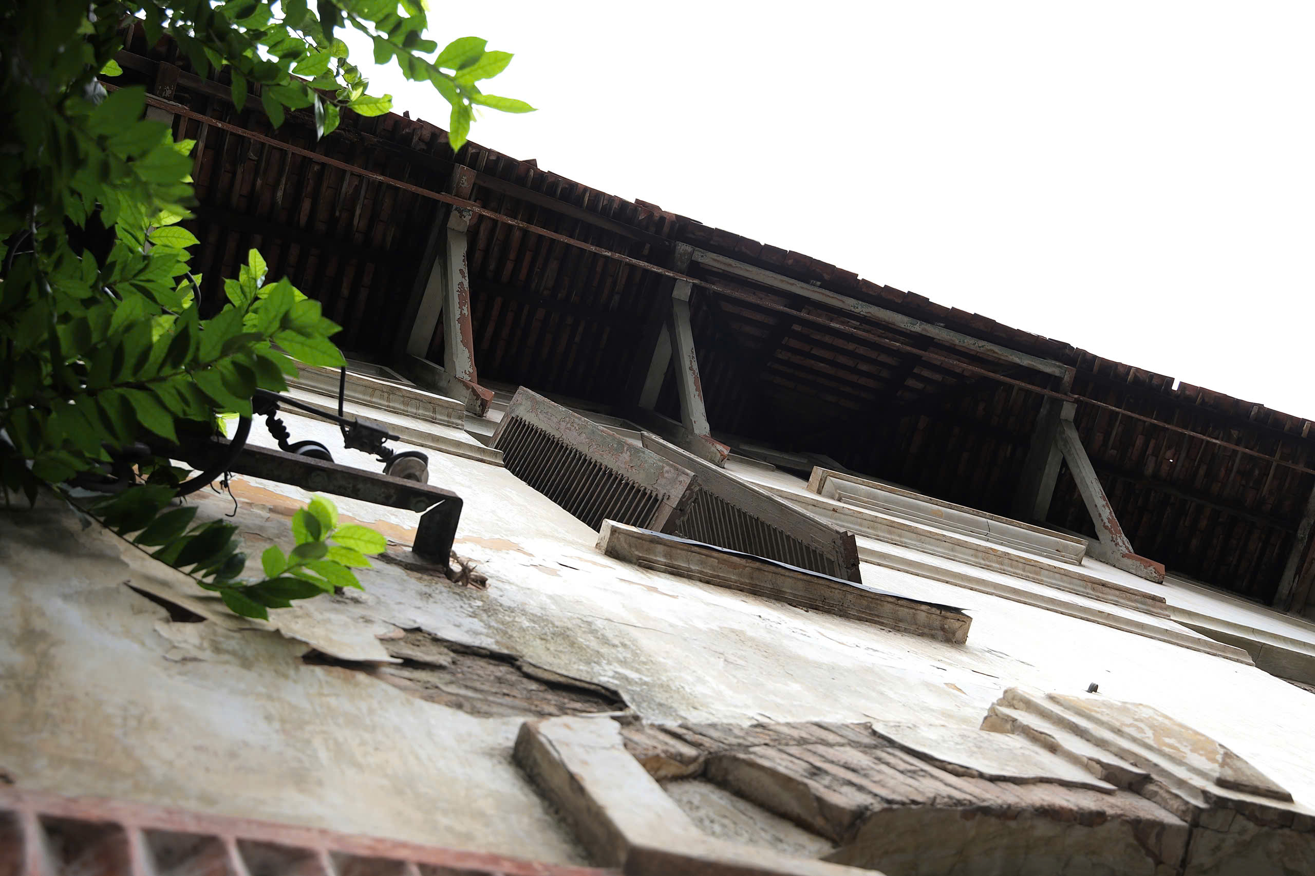 TP HCM: Cận cảnh 4 biệt thự cũ đang được xem xét 