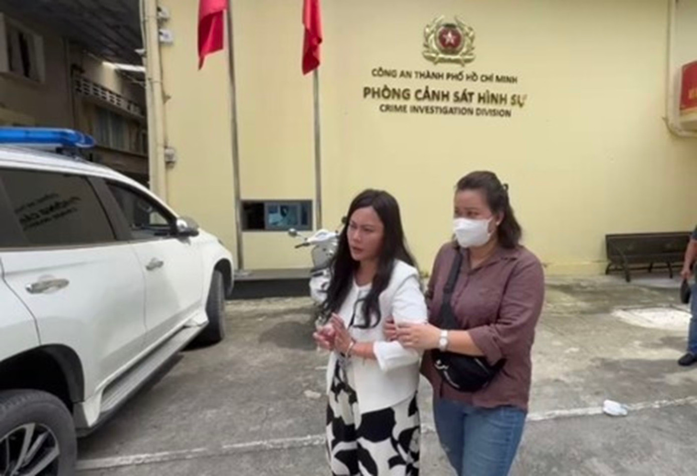 Mạo danh cán bộ Thanh tra Chính phủ lừa đảo, chiếm đoạt gần 14 tỷ đồng- Ảnh 2.