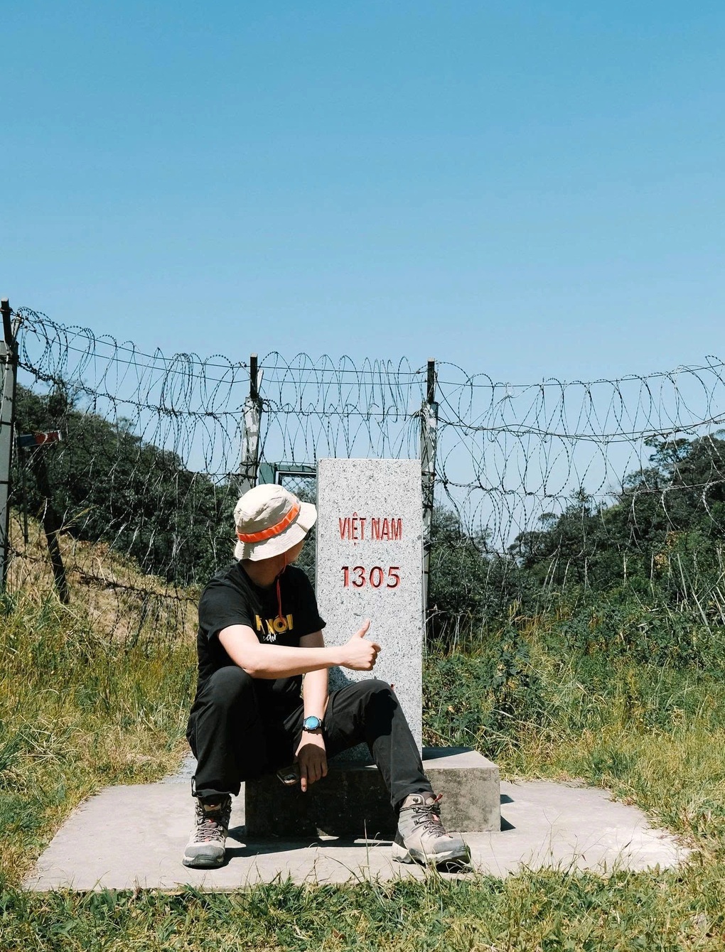 “Thiên đường cỏ lau” Bình Liêu đông nghịt, khách chờ cả tiếng săn ảnh đẹp - 5