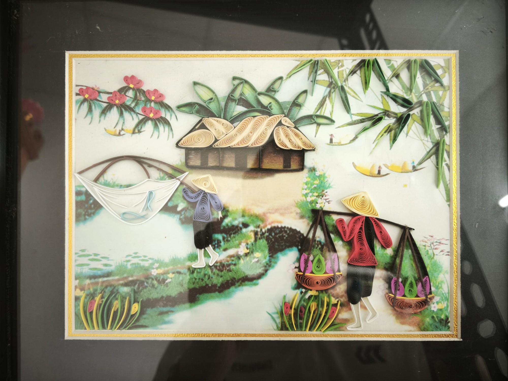 Tranh giấy xoắn của 'cô gái tí hon'- Ảnh 4.