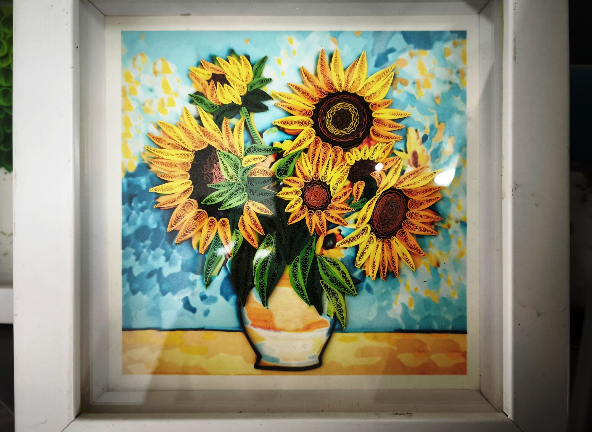 Tranh giấy xoắn của 'cô gái tí hon'- Ảnh 5.