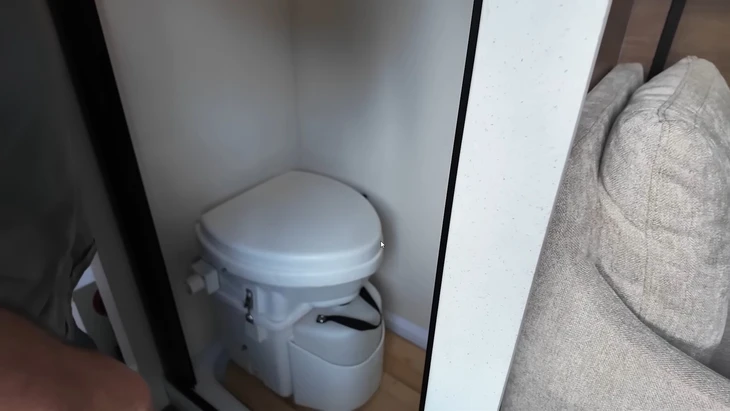 nhà di động - Ảnh 13.