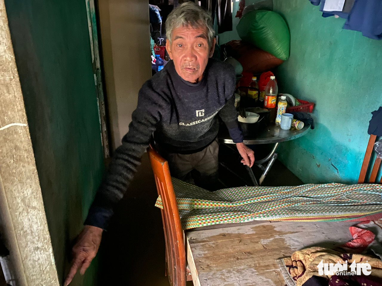 cứu trợ - Ảnh 2.