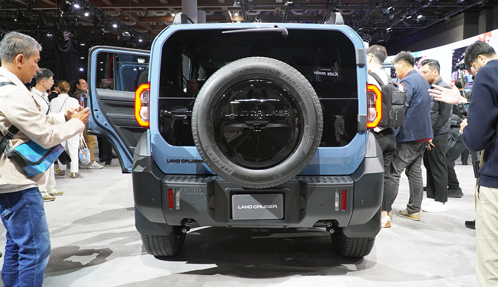 Toyota Land Cruiser FJ xuất hiện tại Japan Mobility Show 2025, chốt ngày về Việt Nam - Ảnh 2.