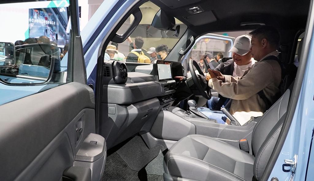 Toyota Land Cruiser FJ xuất hiện tại Japan Mobility Show 2025, chốt ngày về Việt Nam - Ảnh 6.