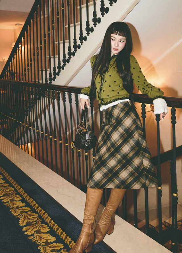 Họa tiết ca rô chưa bao giờ nhàm chán, chỉ cần nàng biết cách diện- Ảnh 8.