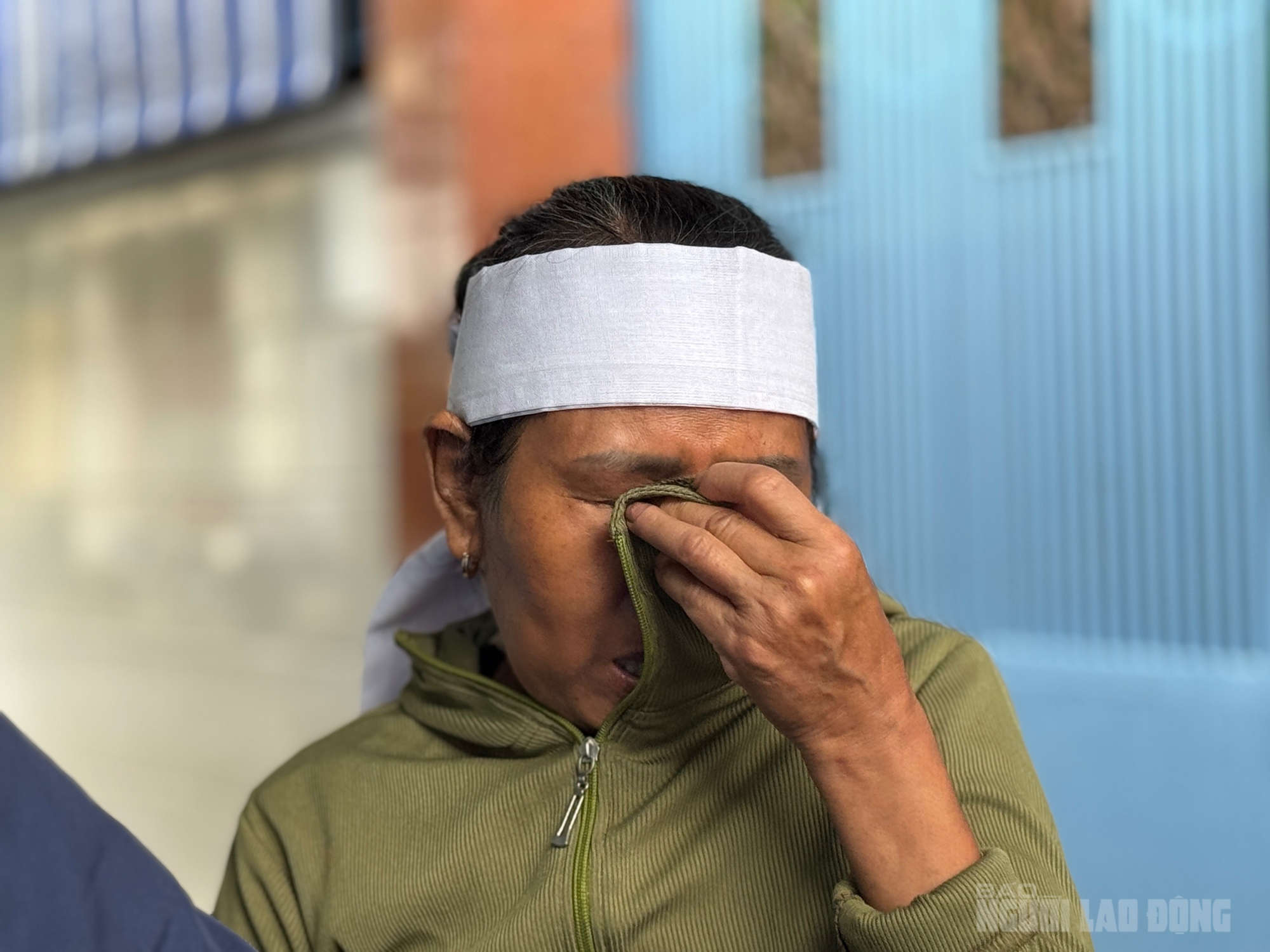 Vụ nữ công nhân bị lũ cuốn ở Đà Nẵng: Tiếng khóc xé lòng của hai đứa trẻ- Ảnh 3.