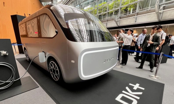 Xe điện LDK+ bản prototype trưng bày tại triển lãm công nghệ của Sharp ở Tokyo, hôm 18/9/2024. Ảnh:Automotive News