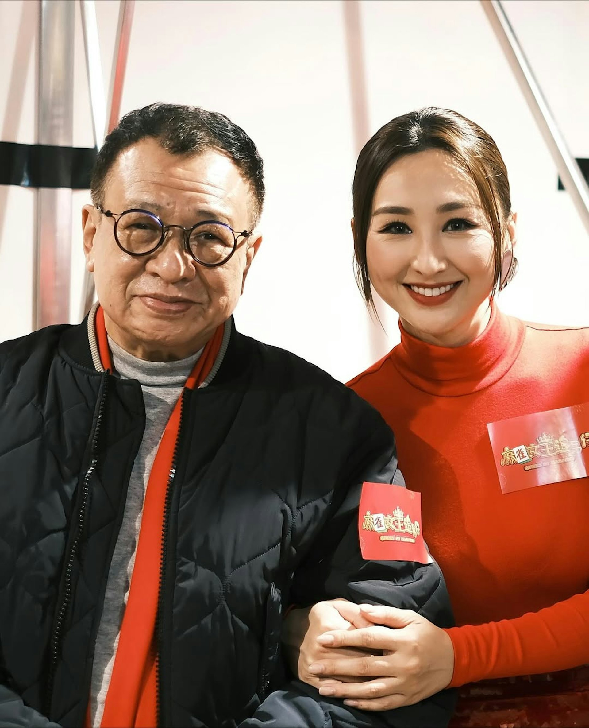 Xa Thi Mạn và loạt nghệ sĩ Hồng Kông bùi ngùi tưởng nhớ Hứa Thiệu Hùng 4 Xa Thi Mạn và loạt nghệ sĩ Hồng Kông bùi ngùi tưởng nhớ Hứa Thiệu Hùng - Ảnh 4.