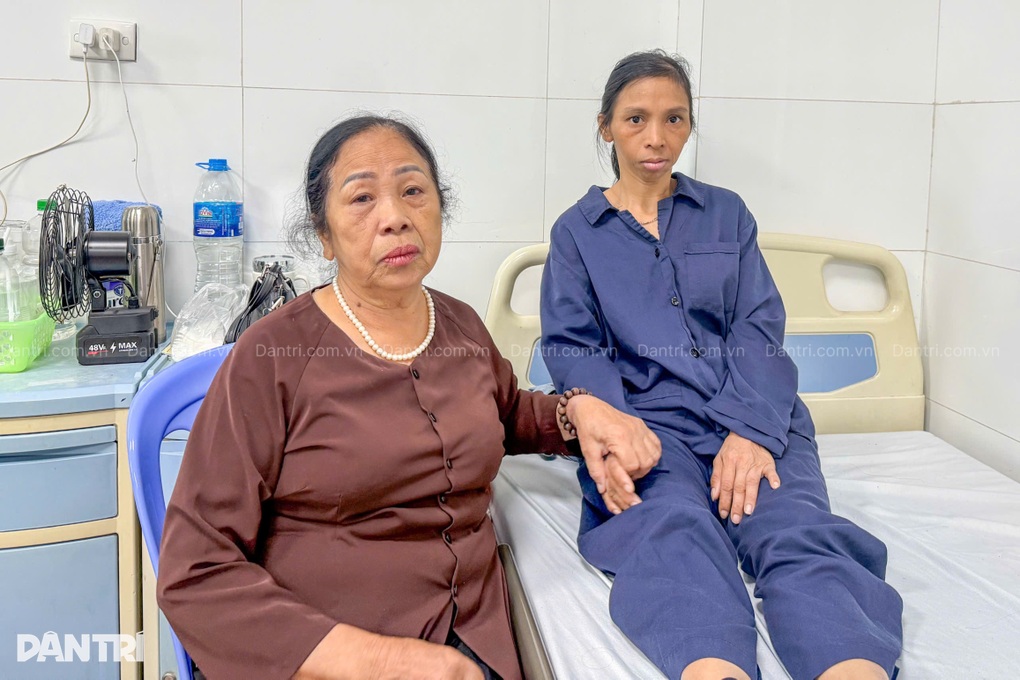 Mẹ già đau đớn vì mất con trai, con gái nhiễm chất độc da cam mắc ung thư - 2