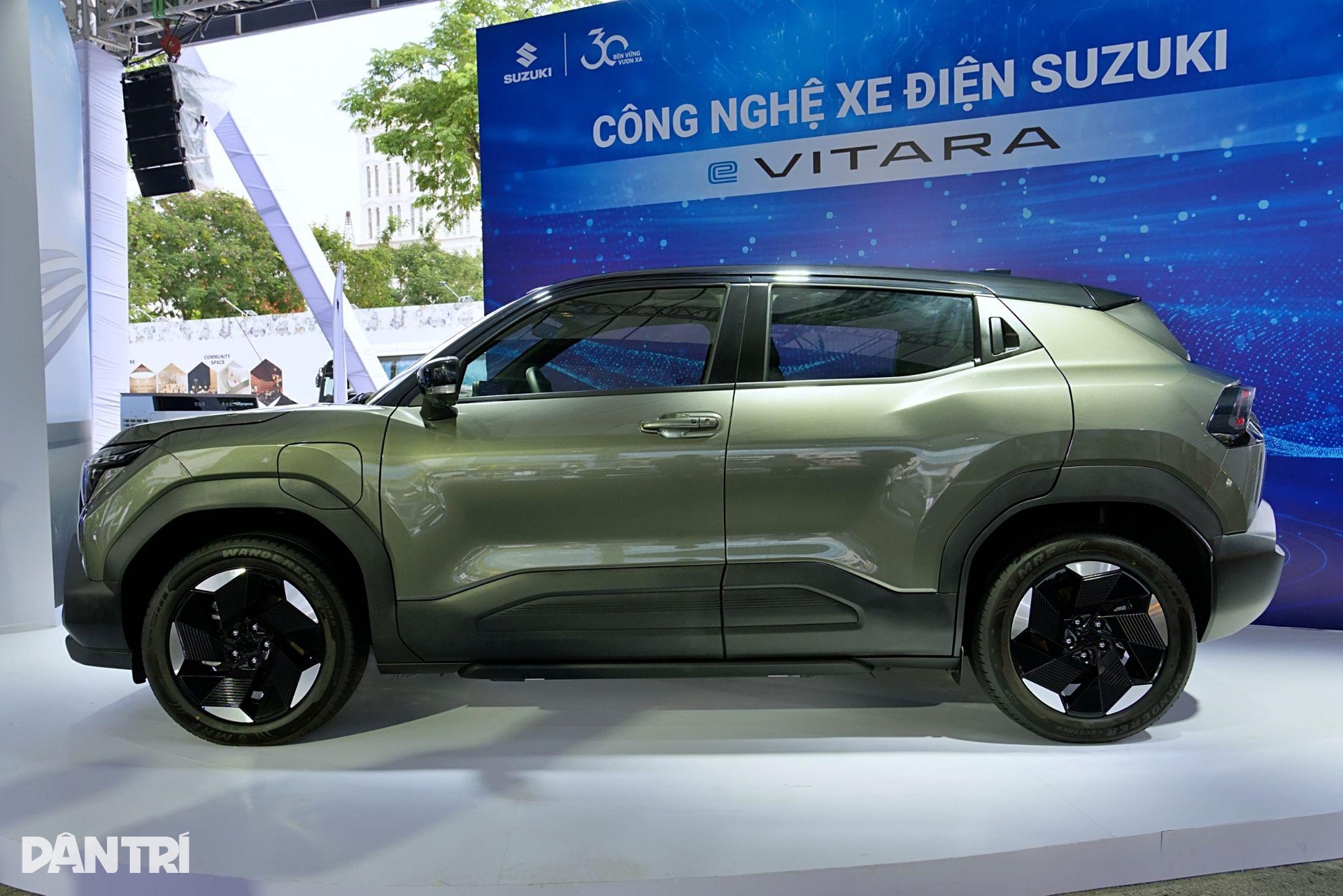 Xe điện Suzuki e Vitara vừa về Việt Nam có gì để cạnh tranh nhóm B-SUV? - 3