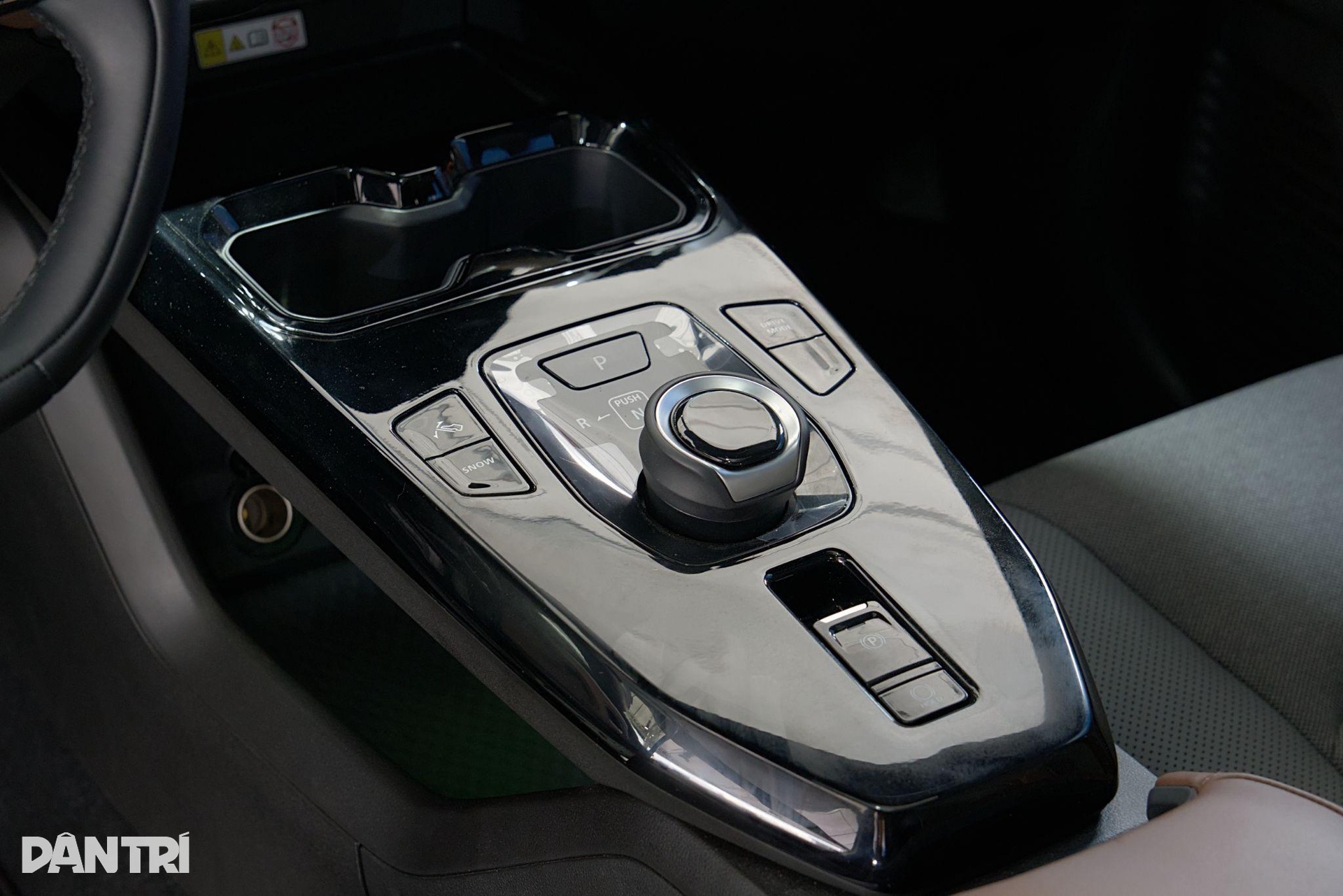 Xe điện Suzuki e Vitara vừa về Việt Nam có gì để cạnh tranh nhóm B-SUV? - 12