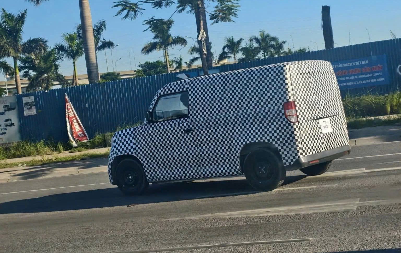 VinFast EC Van - Ảnh 11.