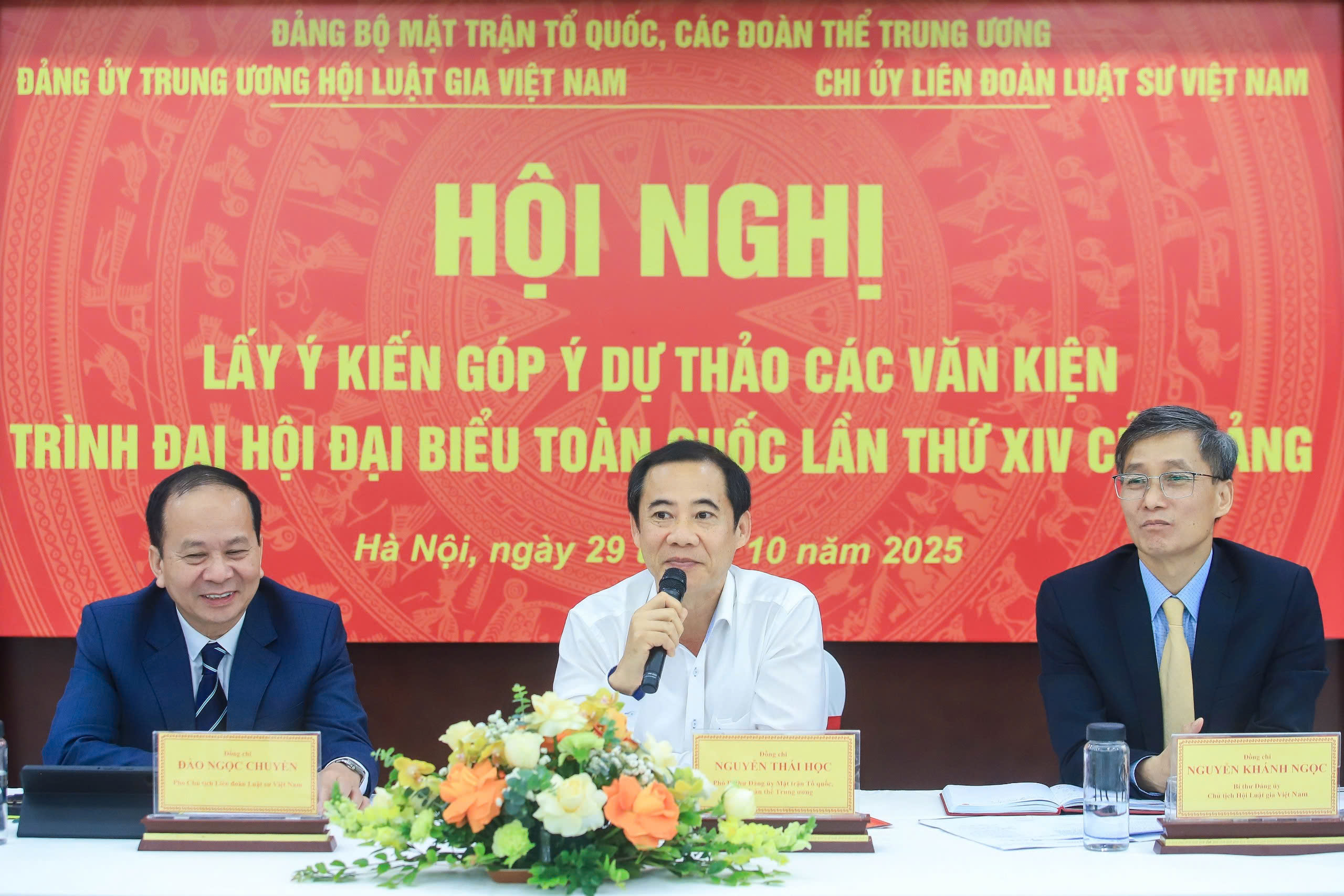 Tư duy xây dựng pháp luật còn nhiều điểm nghẽn- Ảnh 2. Tư duy xây dựng pháp luật còn nhiều điểm nghẽn- Ảnh 2.