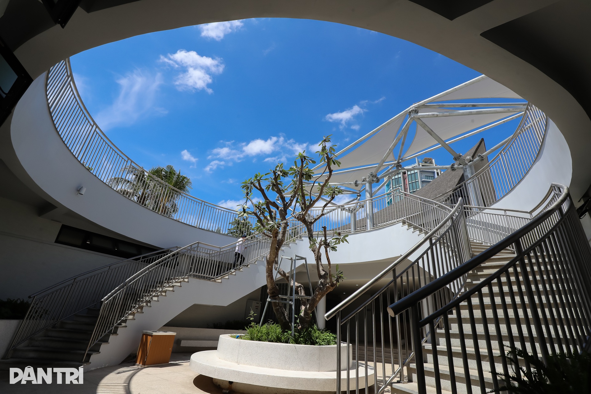 6 trạm tiện ích “xịn xò” chuẩn bị phục vụ du khách tắm biển Vũng Tàu - 3 6 trạm tiện ích “xịn xò” chuẩn bị phục vụ du khách tắm biển Vũng Tàu - 3