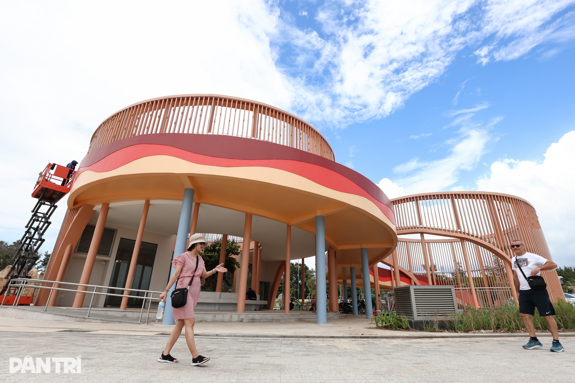 6 trạm tiện ích “xịn xò” chuẩn bị phục vụ du khách tắm biển Vũng Tàu - 10 6 trạm tiện ích “xịn xò” chuẩn bị phục vụ du khách tắm biển Vũng Tàu - 10