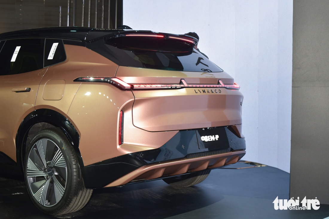 Lynk & Co 08 - Ảnh 12.