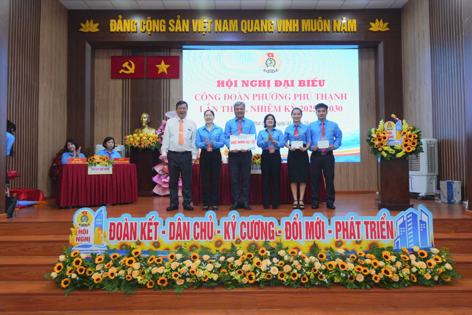 Nâng cao chất lượng hoạt động cơ sở, chú trọng phát triển đoàn viên 3 Nâng cao chất lượng hoạt động cơ sở, chú trọng phát triển đoàn viên - Ảnh 3.