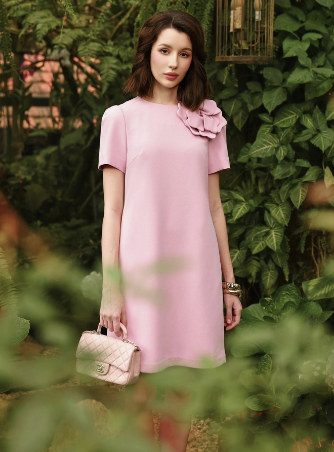 Diện sắc hồng đa phong cách- Ảnh 9.