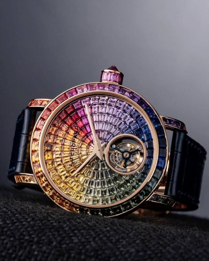 Chopard L.U.C Flying Tourbillon Twin Joaillerie được sản xuất giới hạn 8 chiếc toàn cầu.