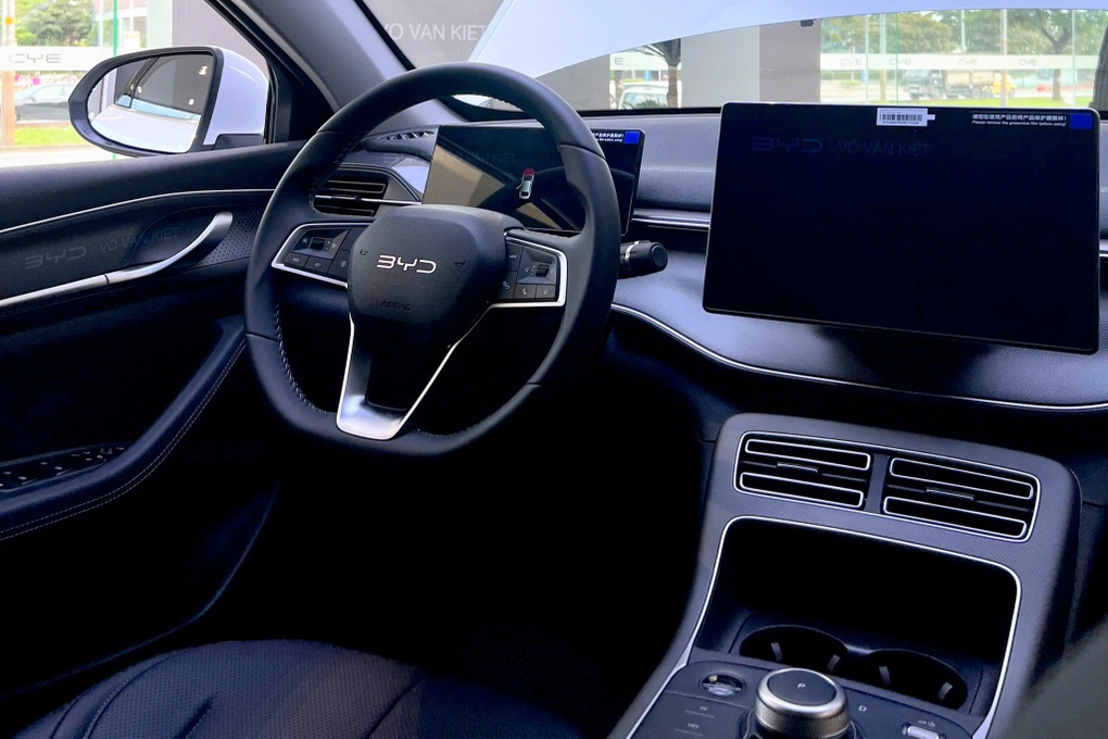 Thêm nhiều xe “ăn xăng như ngửi” sắp ra mắt, từ phổ thông đến hạng sang - 2