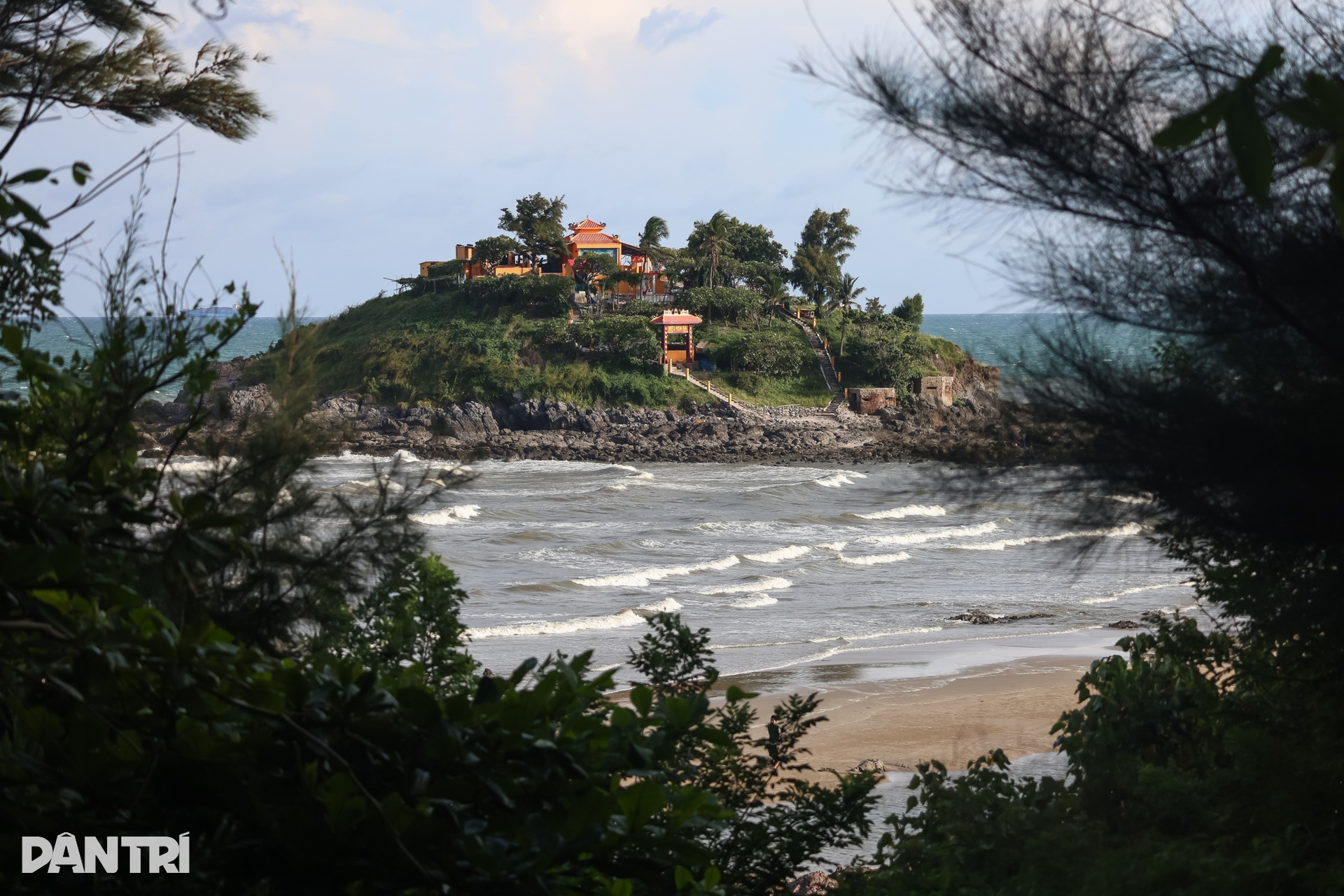 Bãi biển ở TPHCM được vinh danh Điểm đến du lịch biển hàng đầu châu Á - 5