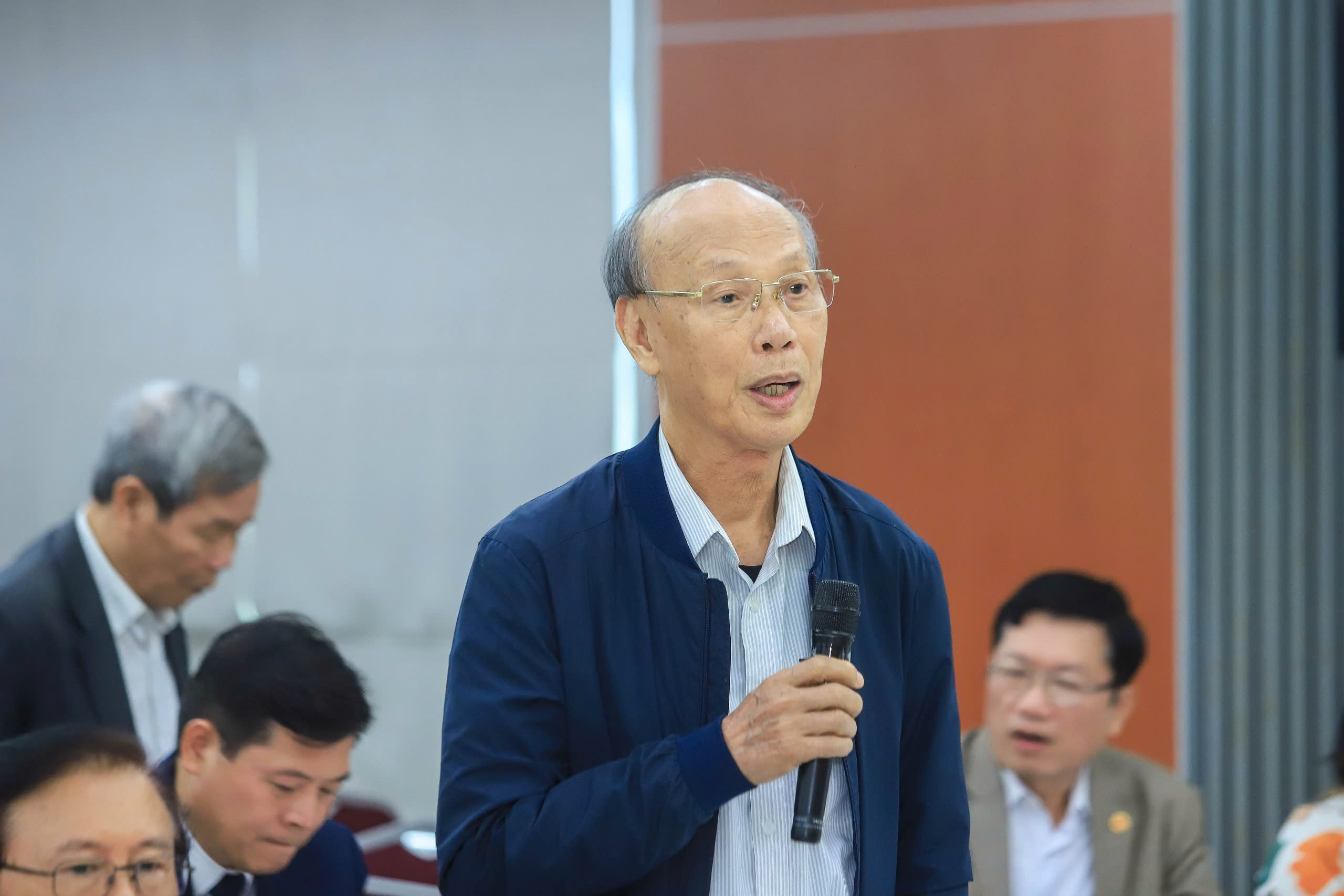 Tư duy xây dựng pháp luật còn nhiều điểm nghẽn- Ảnh 3. Tư duy xây dựng pháp luật còn nhiều điểm nghẽn- Ảnh 3.